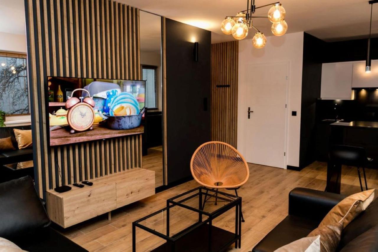 Z Prywatnym Jacuzzi - Bezplatny Parking - Ogrod * Poznan